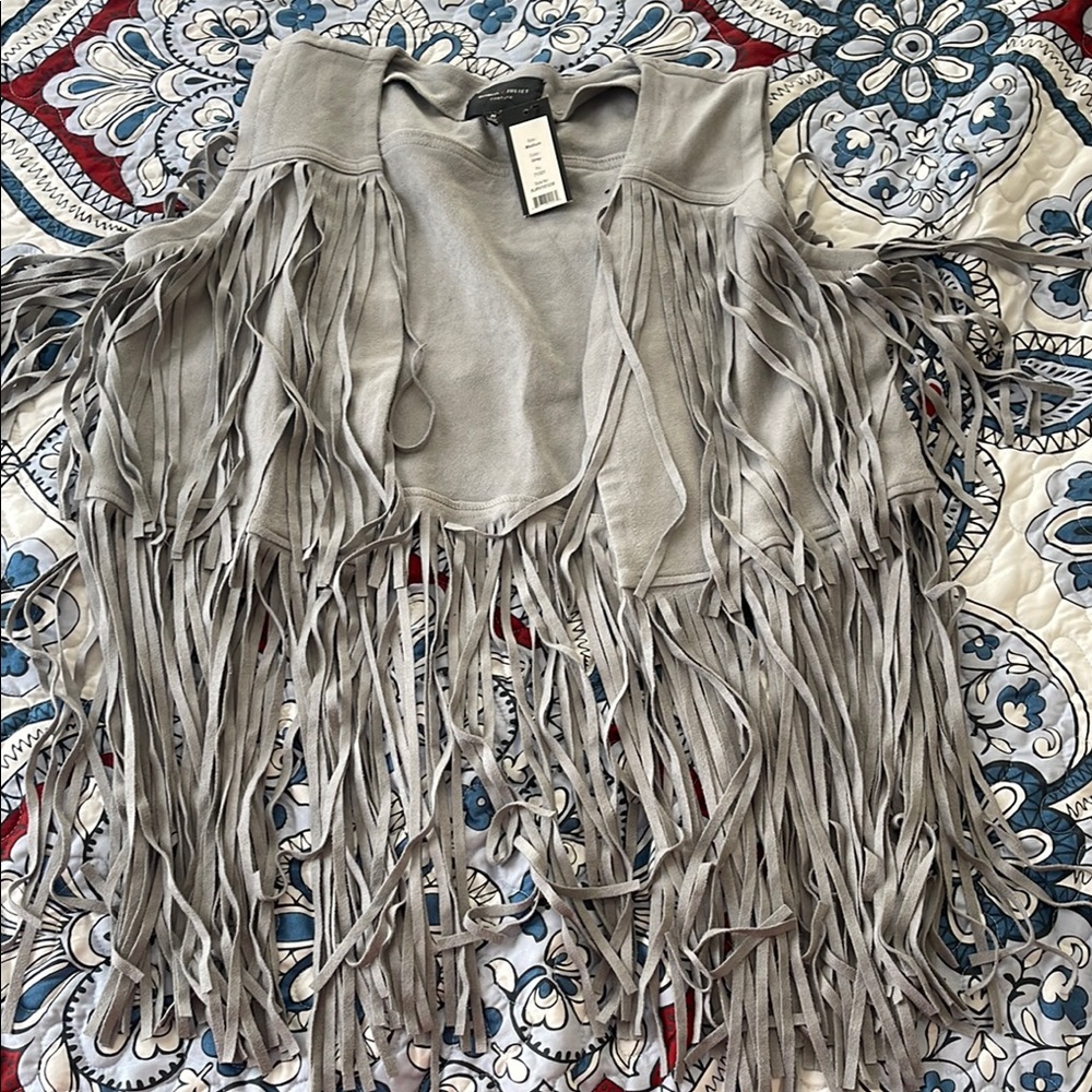 Romeo & Juliet Couture Gray Fringe Tunic